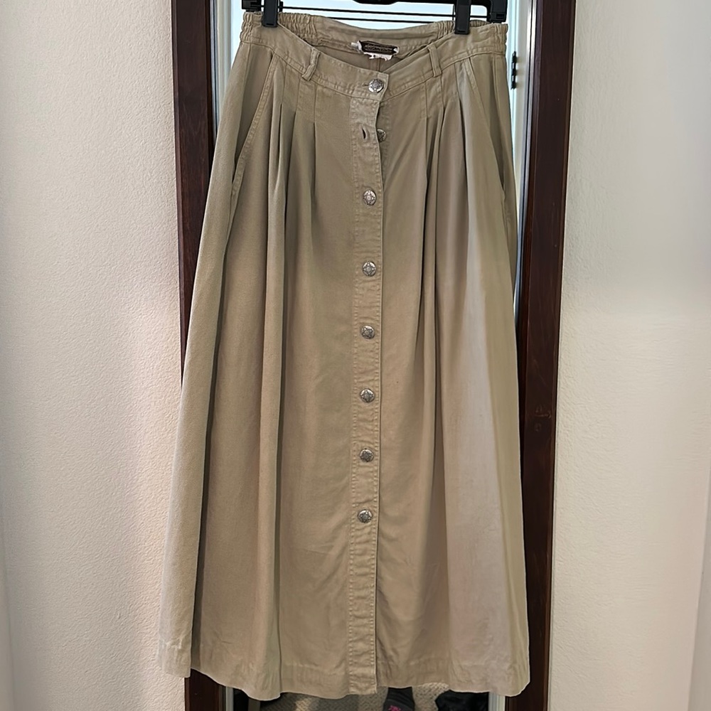 Vintage khaki long skirt with pockets and sunburst silver buttons